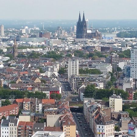 Design Sleepy Cologne Aparthotel Exterior photo