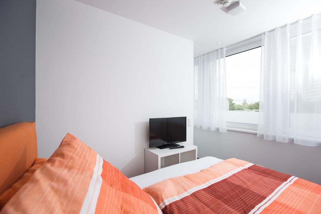 Design Sleepy Cologne Aparthotel Exterior photo