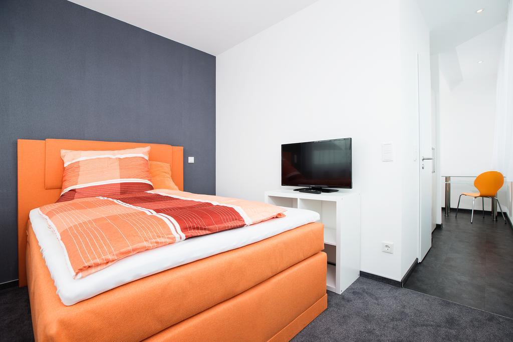 Design Sleepy Cologne Aparthotel Exterior photo